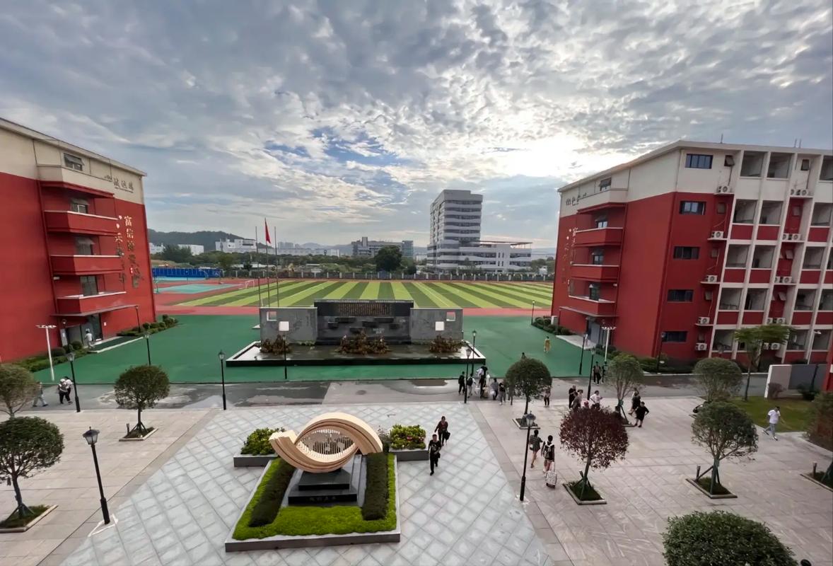 绵阳市游仙区慈济实验学校 (2).jpeg