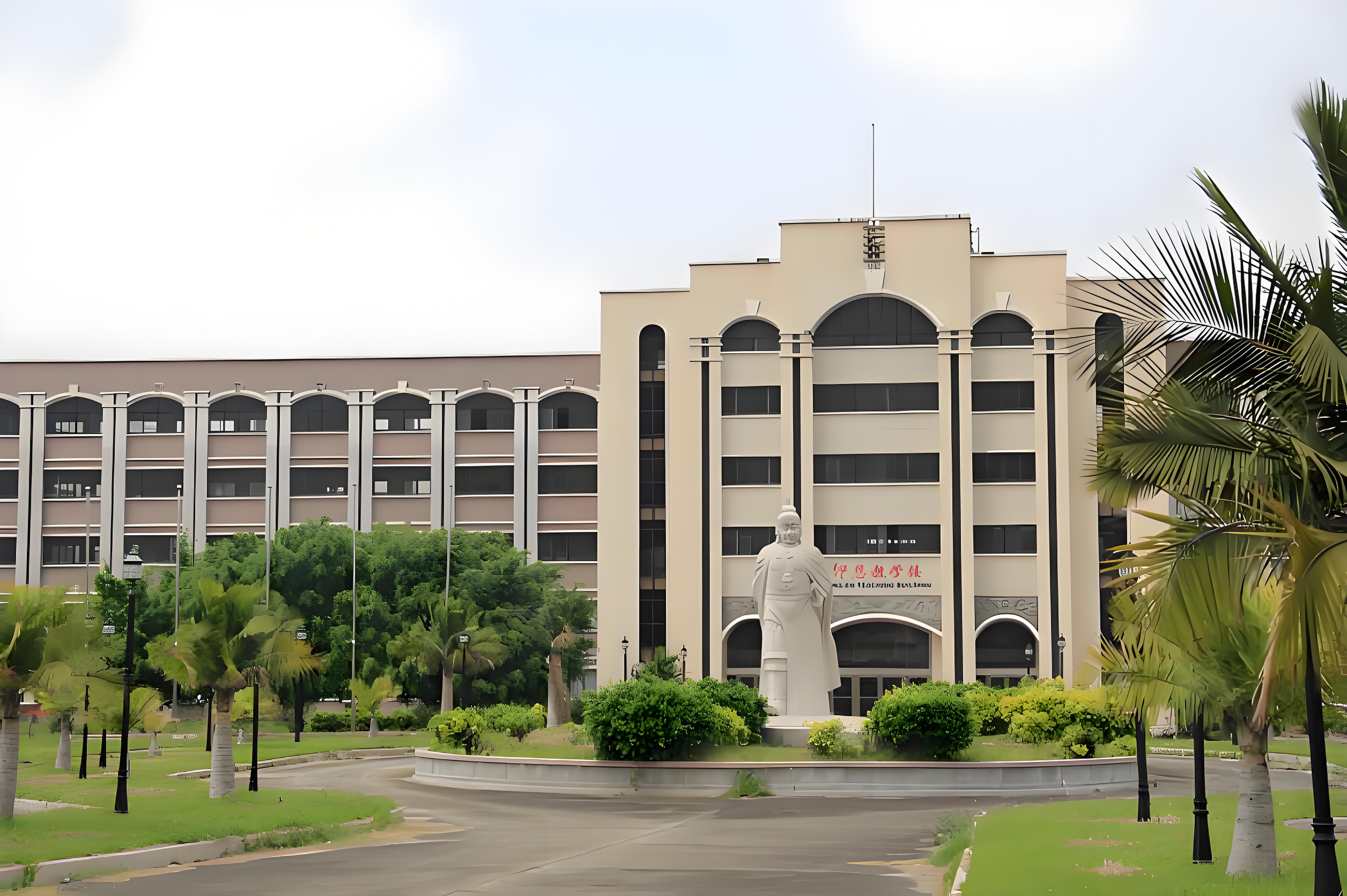 福建泉州市仰恩大学附属中学.jpg
